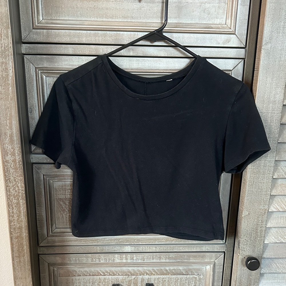 Classic Women's Black Crop Tee - pacsun